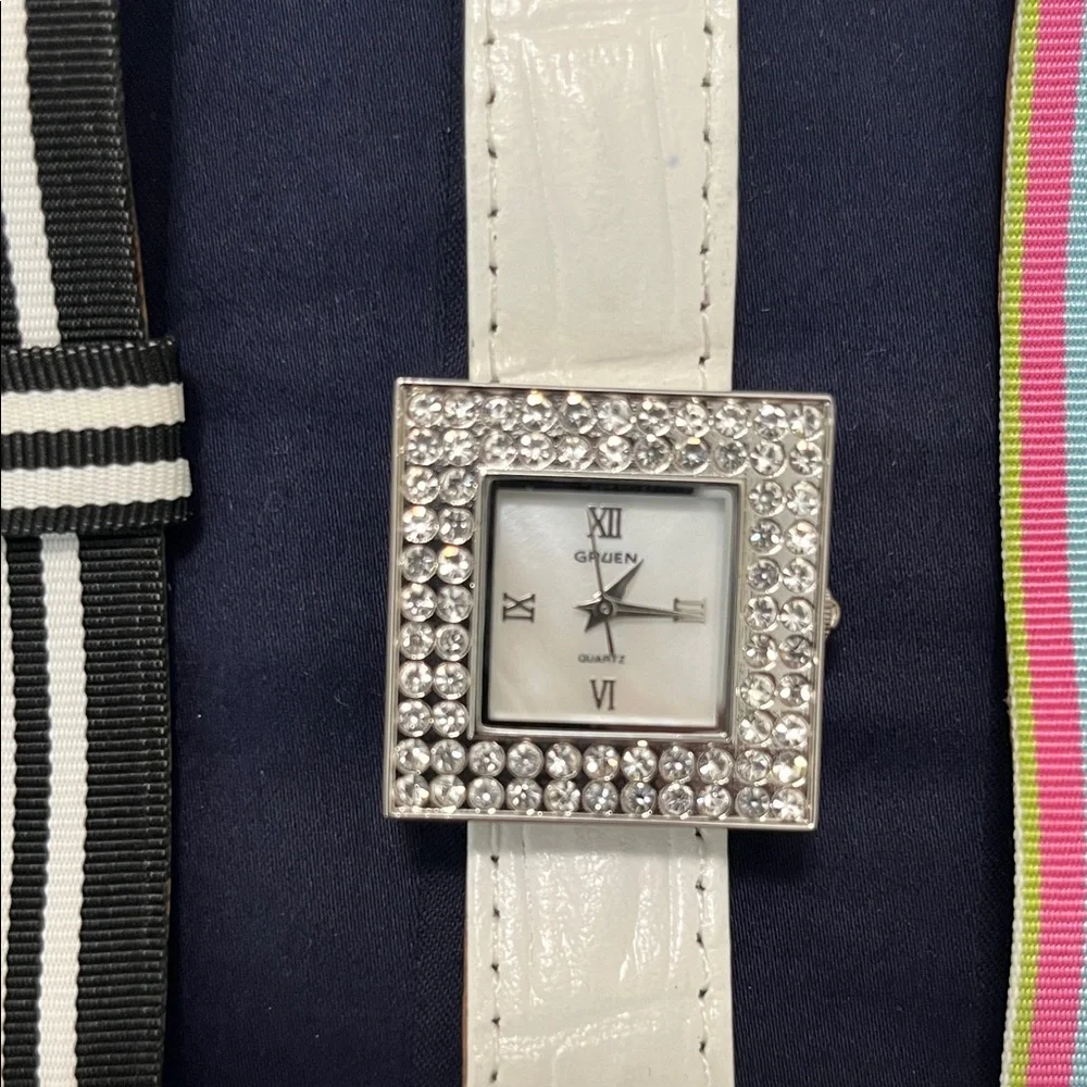 Gruen Silvertone Square Watch‎ with Interchangeable Leather Straps
